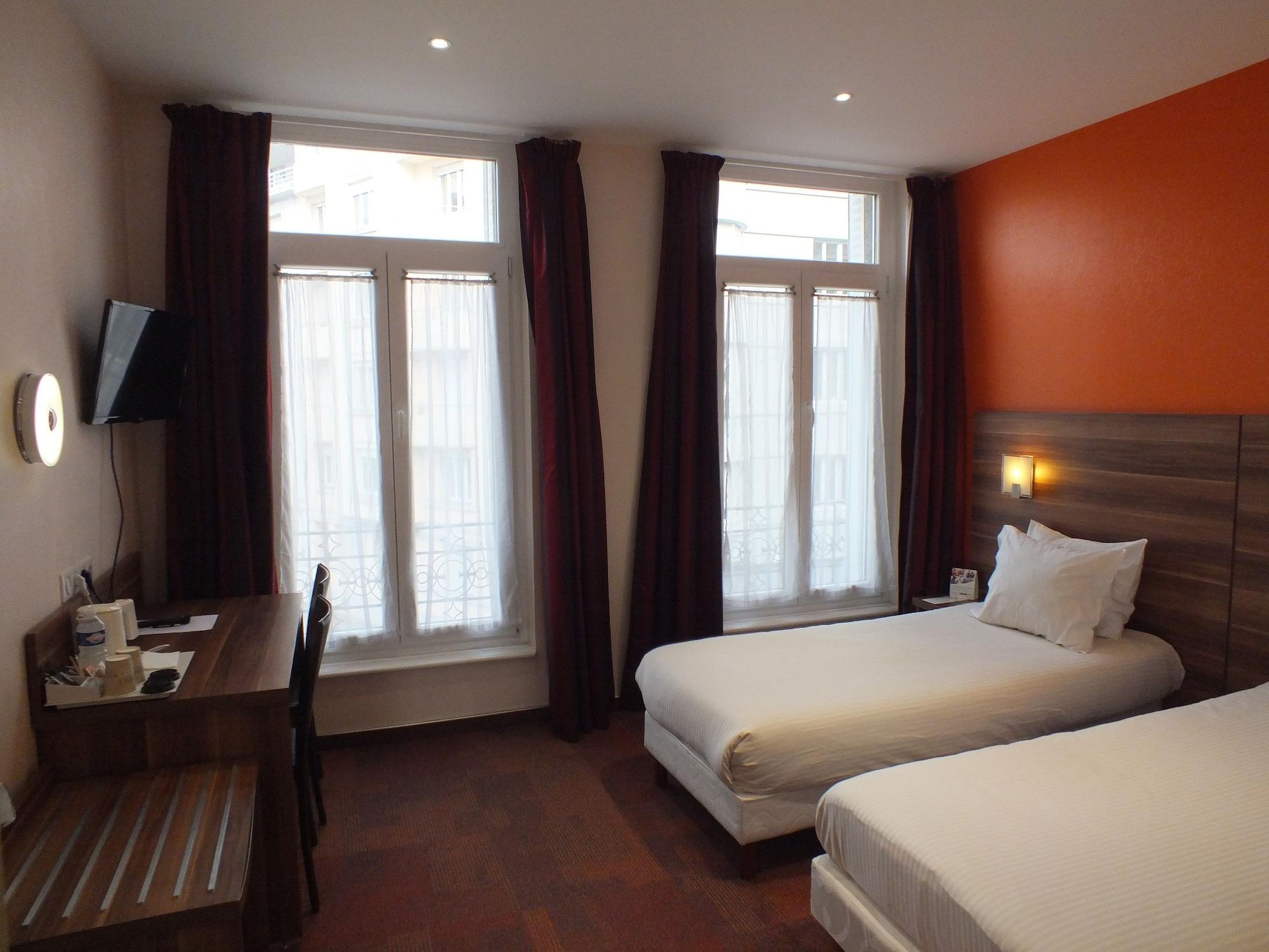 Cecil Gare Hotel
